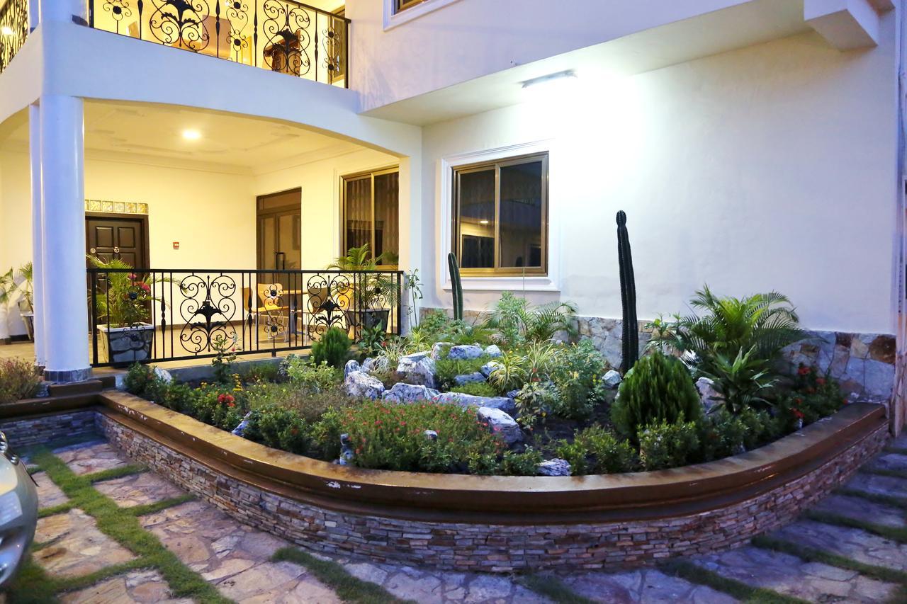 Eden Vale Hotel Ajiringano Luaran gambar