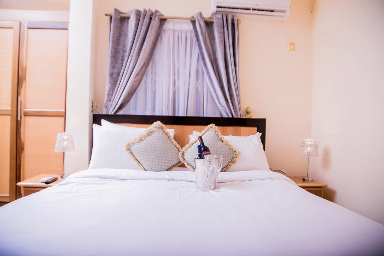 Eden Vale Hotel Ajiringano Luaran gambar